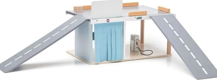 Autowerkstatt aus Holz